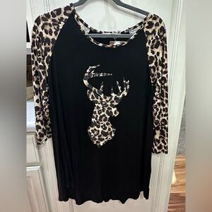Chic Black Tunic with Leopard Print and Deer Design